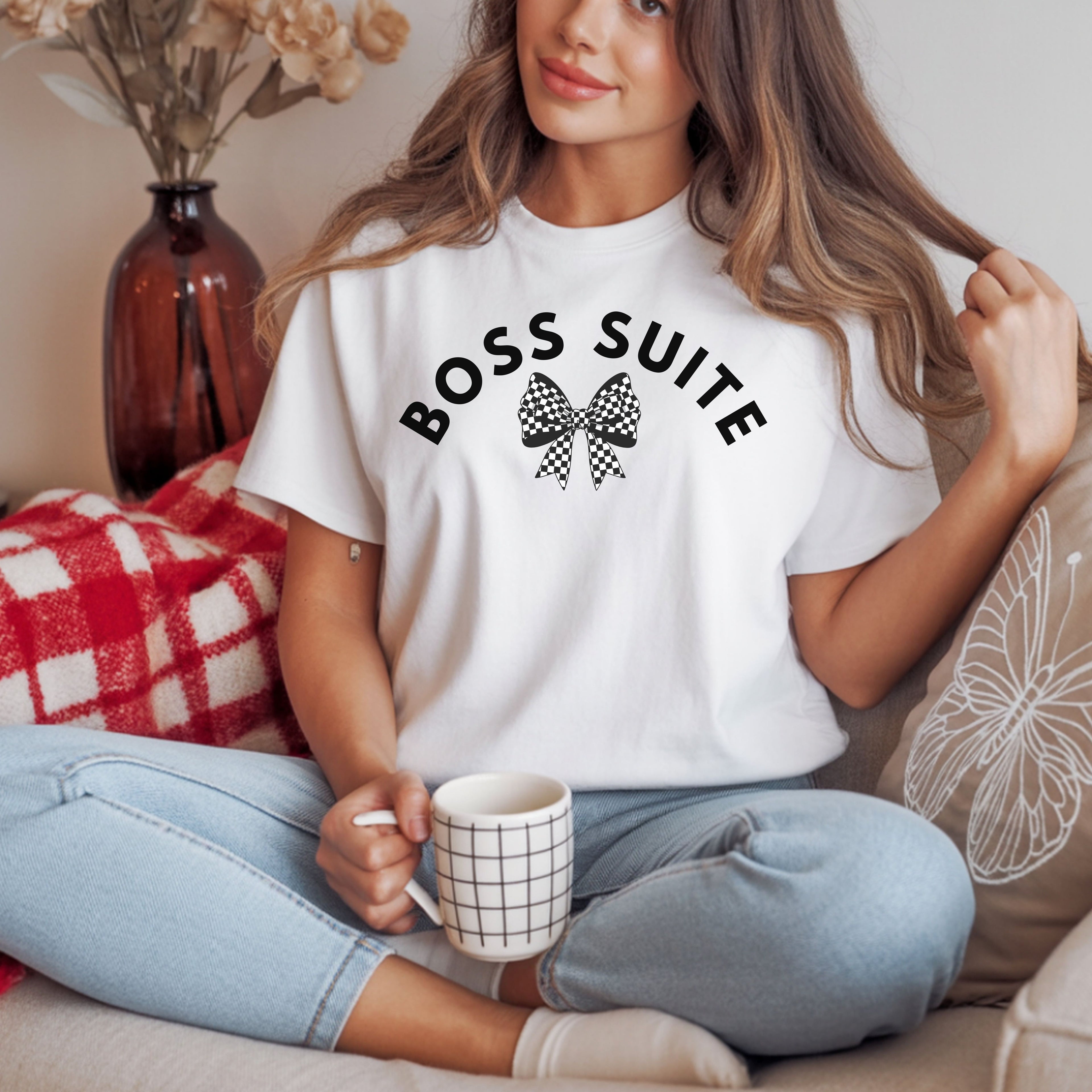 Boss Suite™ Bow Crewneck Tee